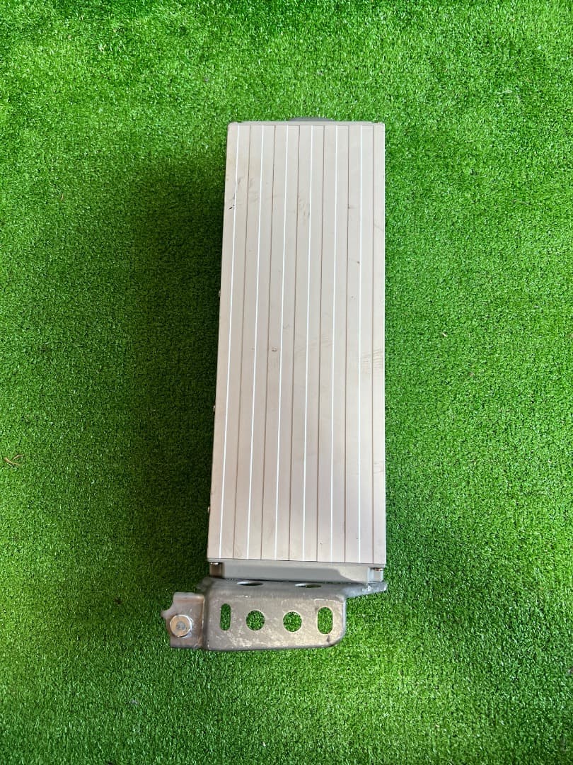 マークレビンソンアンプ 86280-0W700