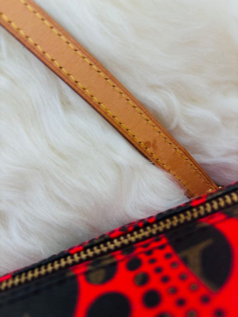 《美品)LOUIS VUITTON パピヨン 草間彌生　パンプキンドット