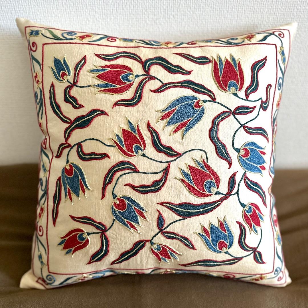 スザニ刺繍 シルククッションカバー 48×48cm　新品未使用