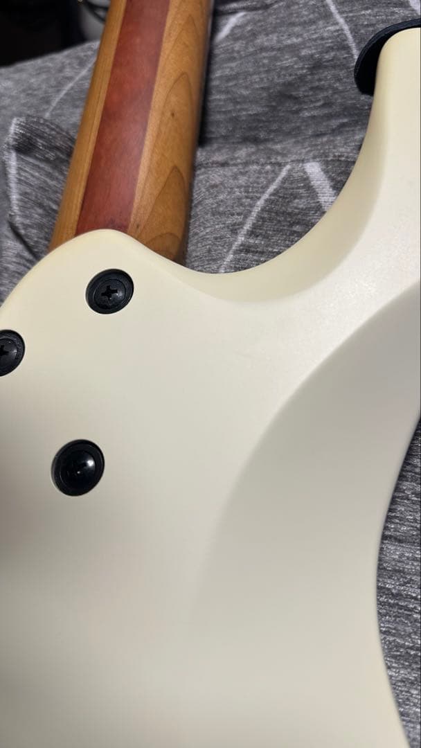 ibanez ichi10 (ichika nito シグネチャーストラップ付)