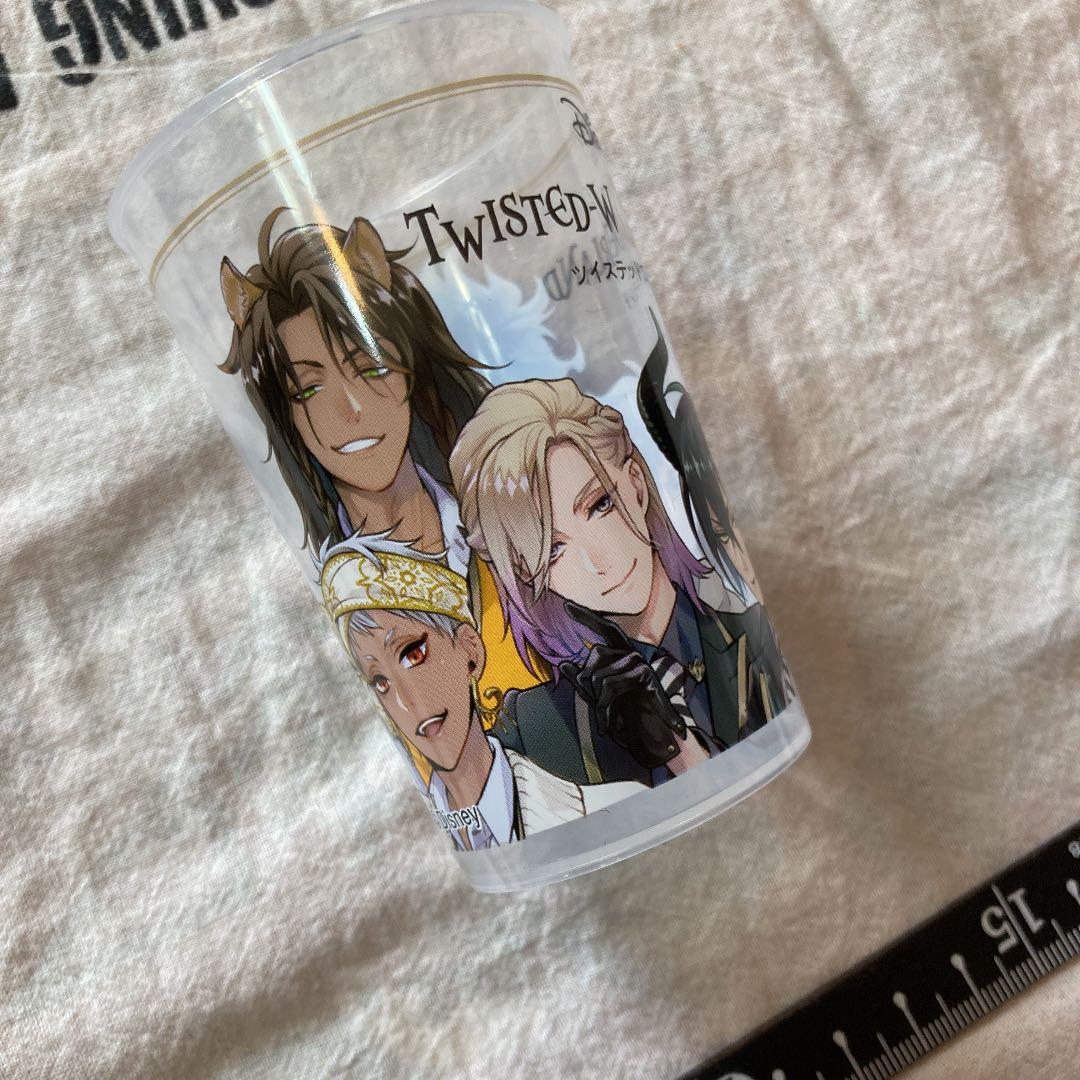 コップ　ペン立て　メガネ立て　プラ　ツイステッドワンダーランド　ディズニー