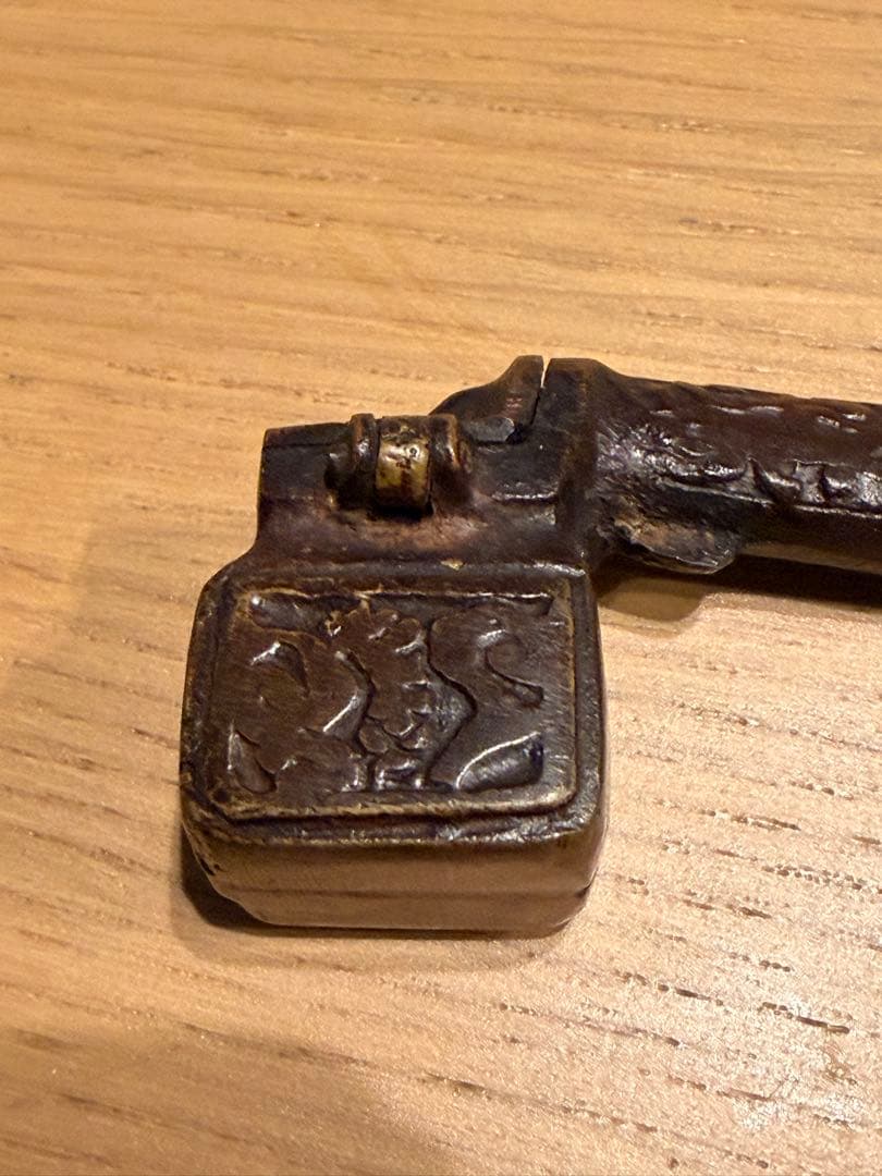 【骨董品】明治時代 龍紋/唐草彫刻 銅製 矢立 携帯用筆記具 アンティークA