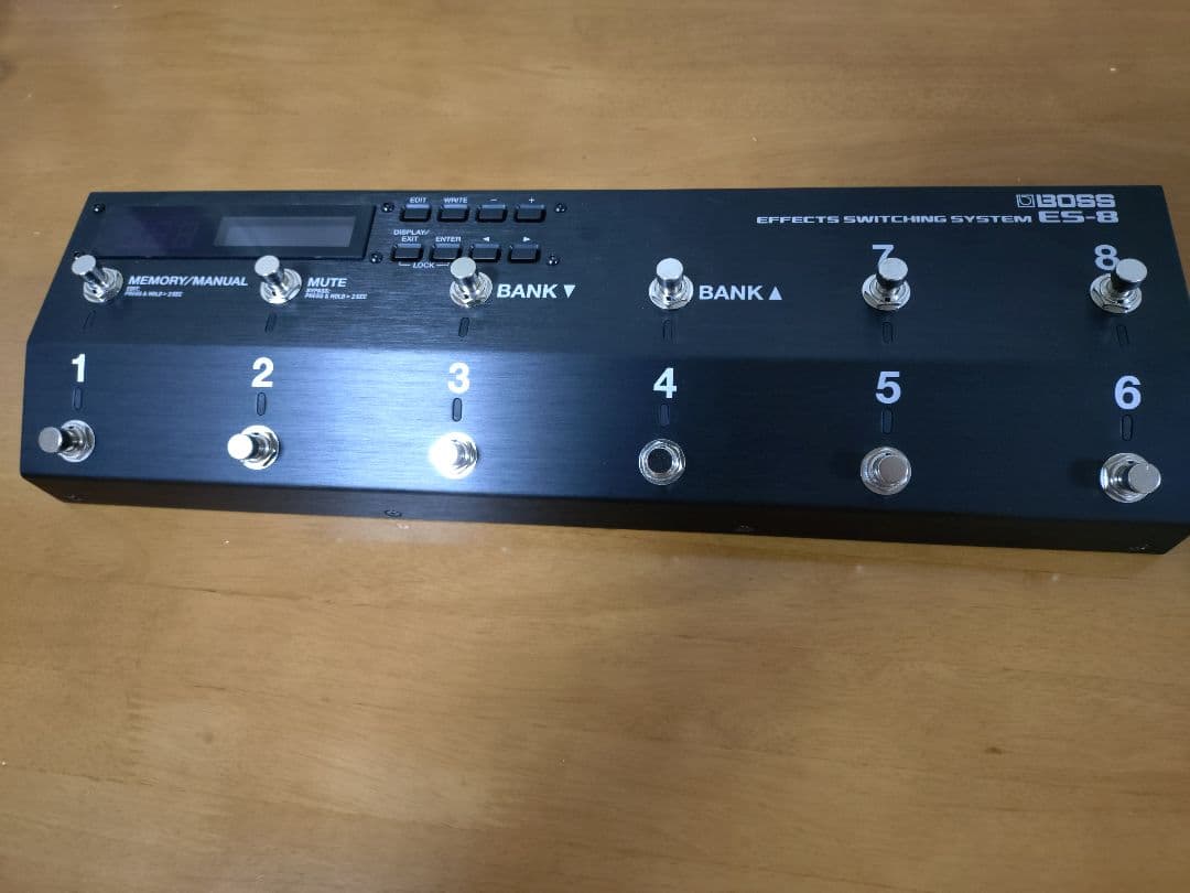 BOSS ES-8 エフェクトスイッチャー
