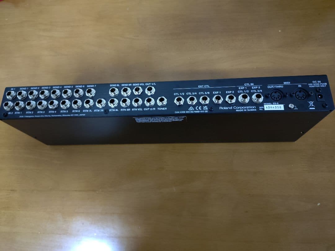 BOSS ES-8 エフェクトスイッチャー