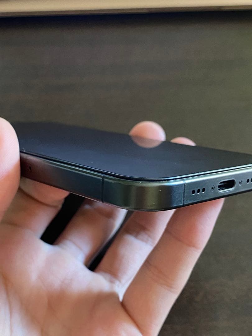 iPhone 15pro ブラック 256GB