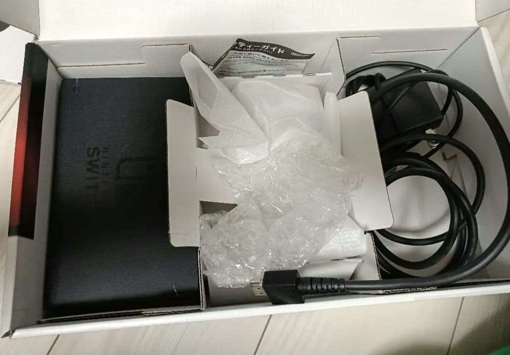 Switch 本体 赤.緑Joy-Con＋SDカード256G＋ケース付