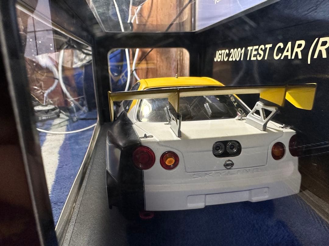 ミニカー AUTOart 1/18 GT-R R34 2001 JGTC 2001