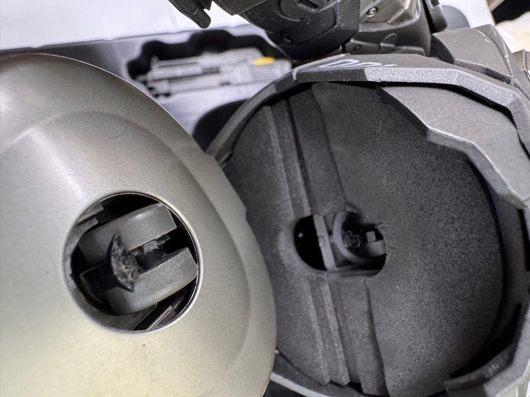 破損あり ホットトイズ アイアンマン ウォーマシン フィギュア