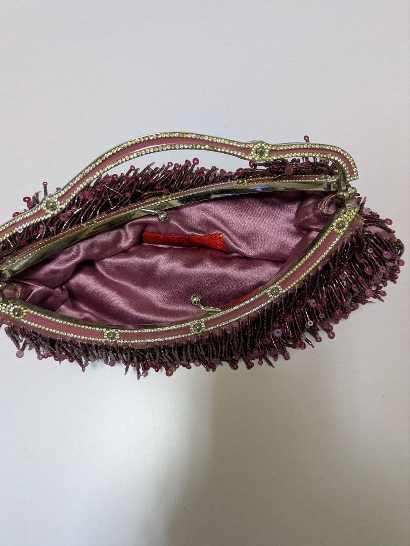 ビーズ装飾付きワインレッドパーティーバッグ