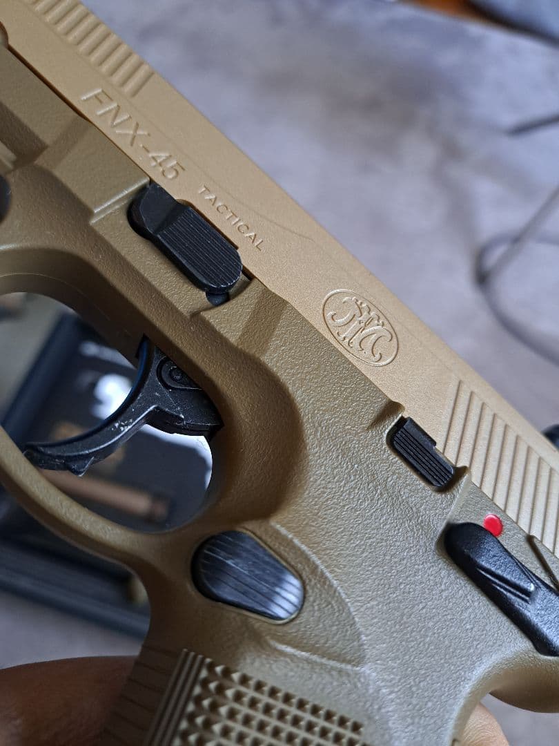 東京マルイ FNX-45 TACTICAL ガスガン