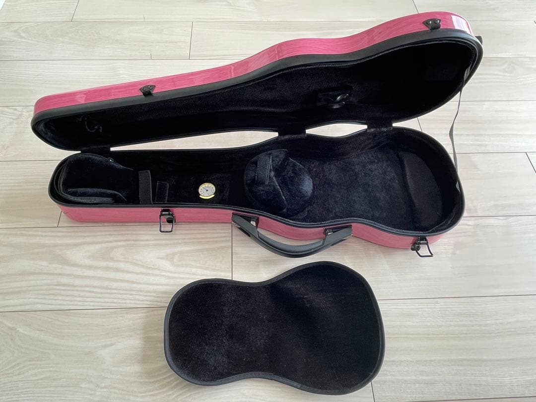 バイオリンケース（分数バイオリン 1/4、1/2対応）
