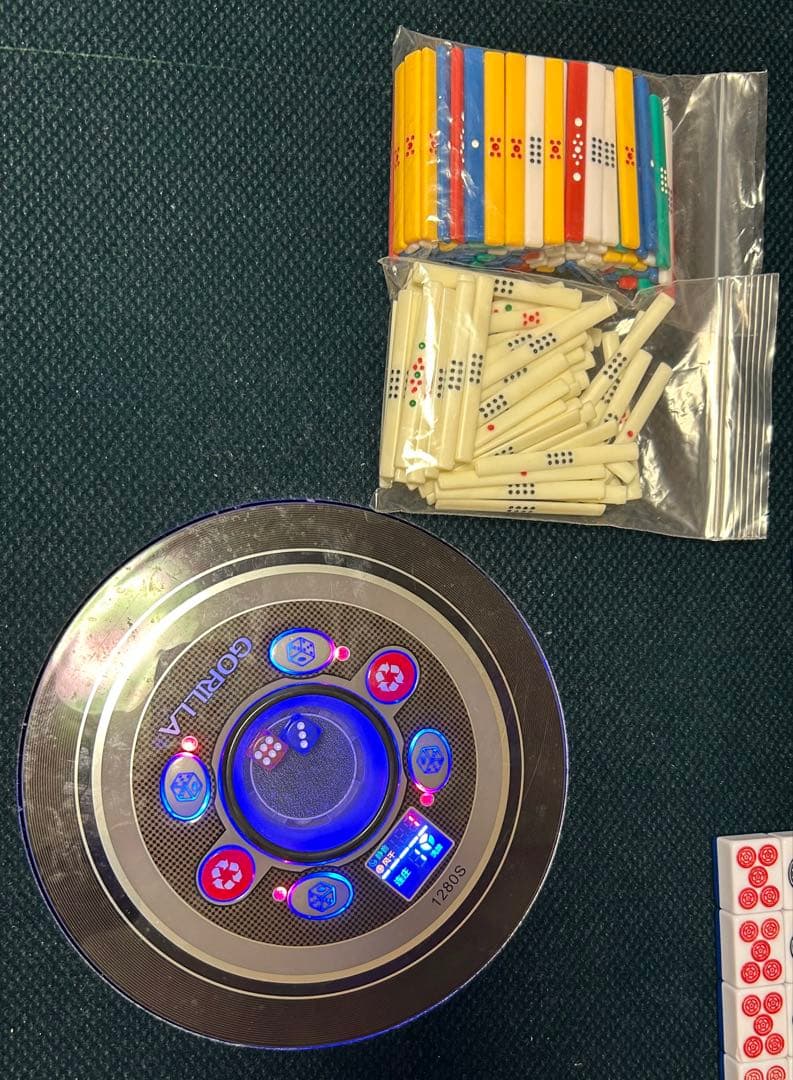 【値下げ中】自動麻雀卓　フルセット