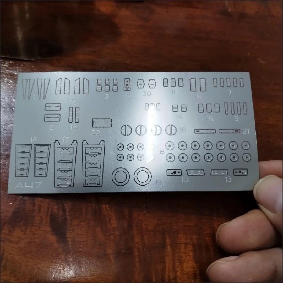 海外プラモ　 1/100 CMM-V νガンダム　ダブルファンネル付き