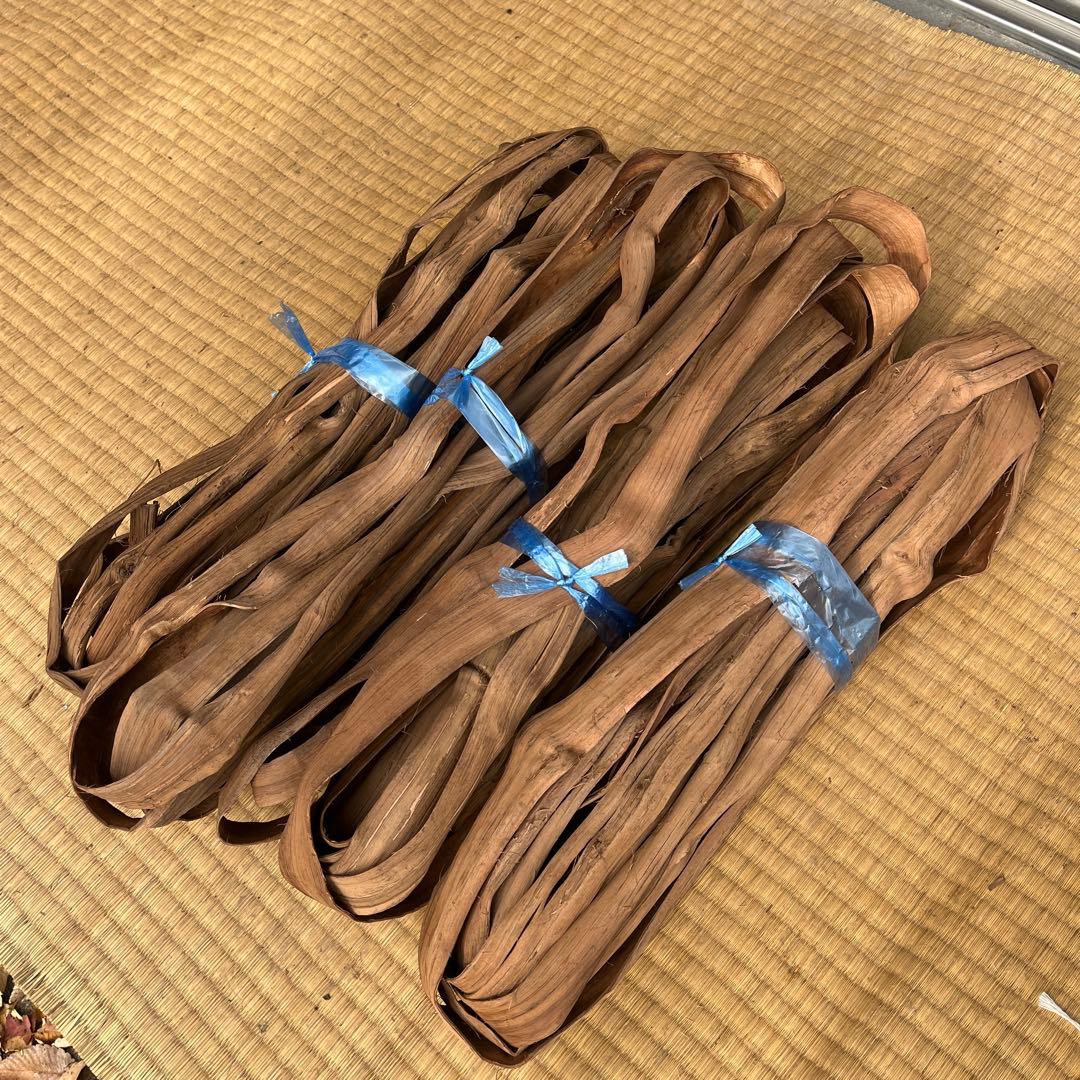 ❶山葡萄　蔓　極上品　1キロ