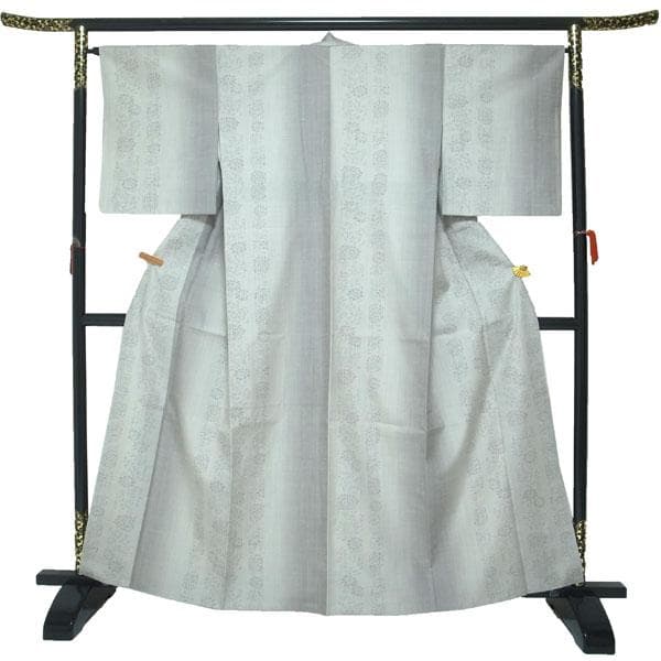 結城紬 着物 袷 80亀甲 菊 花 縦ぼかし 裄64.5 Ｍ 中古 sn1867