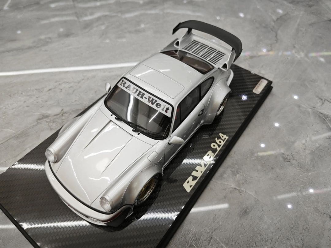 TGM モデル 1/18 ポルシェ 964 RWB シルバー ミニカー
