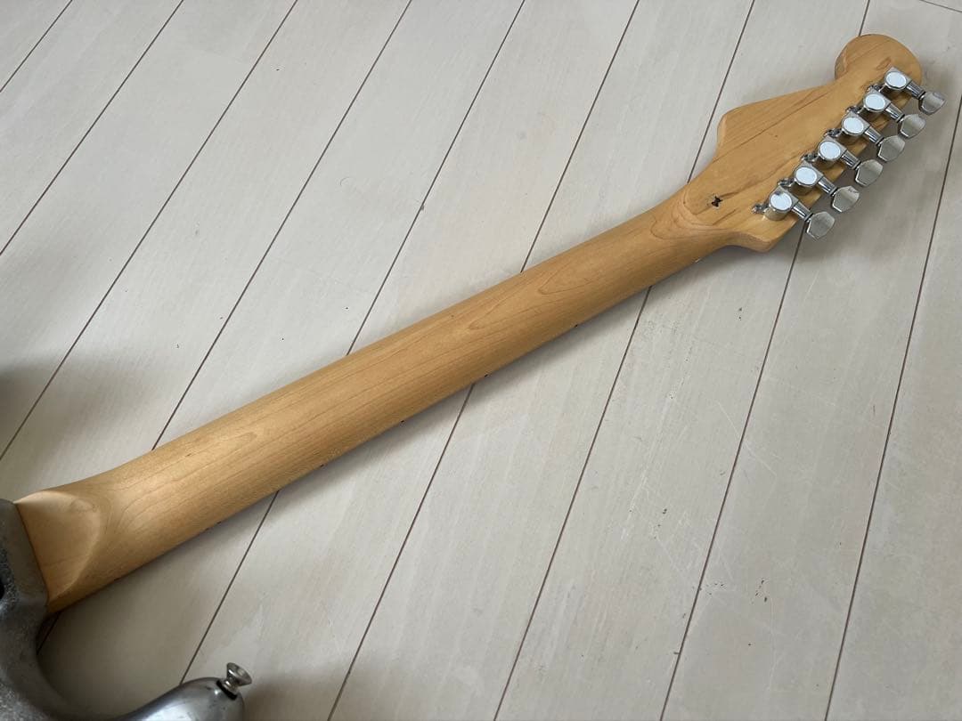 激シブ　playtech ストラト ストラトキャスタータイプ エレキギター