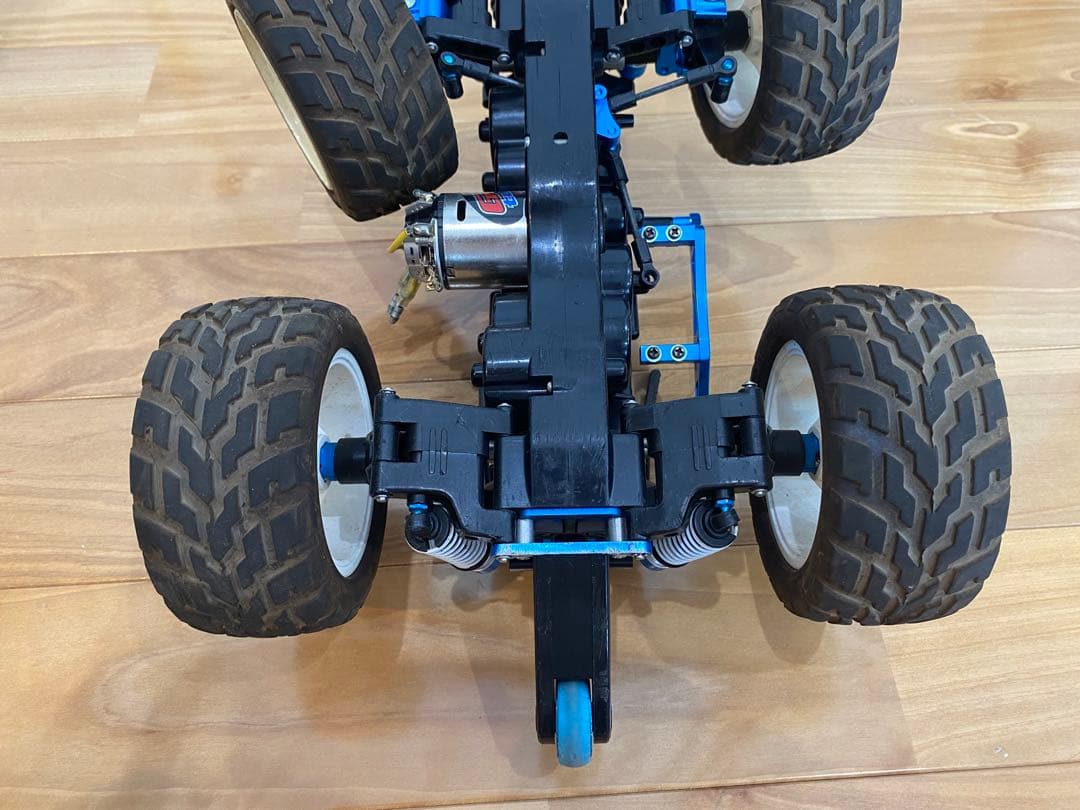 タミヤ GF01 シャーシ コミカルアバンテ　オリジナル塗装　オプション多数