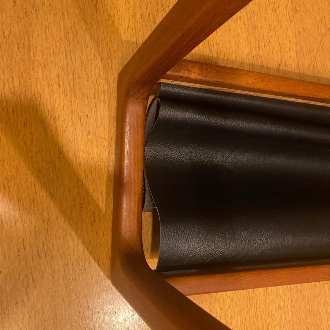 デンマークAksel Kjersgaard チーク材マガジンラック