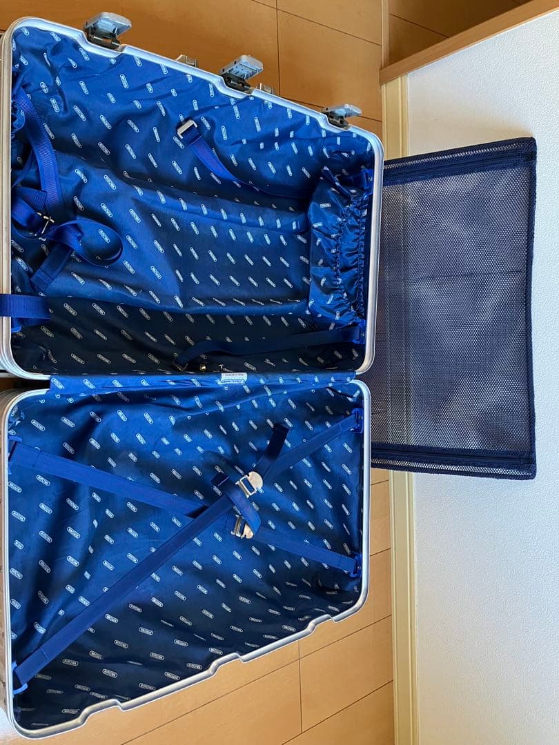 RIMOWA スーツケース　アルミ製　大型