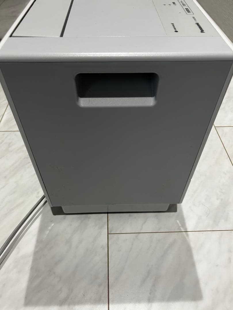 Panasonic F-YHUX90 除湿機 ホワイト
