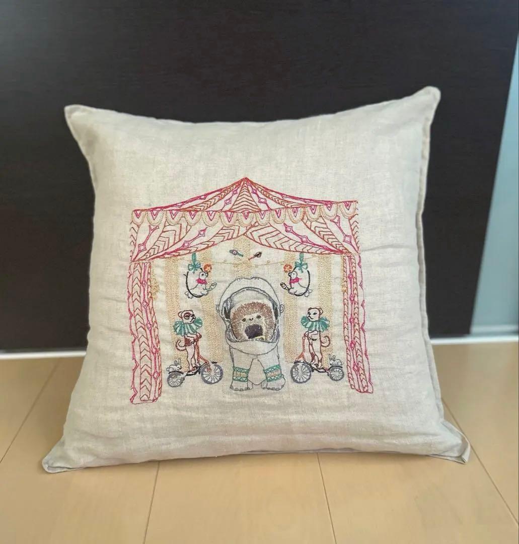 CORAL&TUSK コーラル&タスク　サーカスデザイン リネンクッションカバー