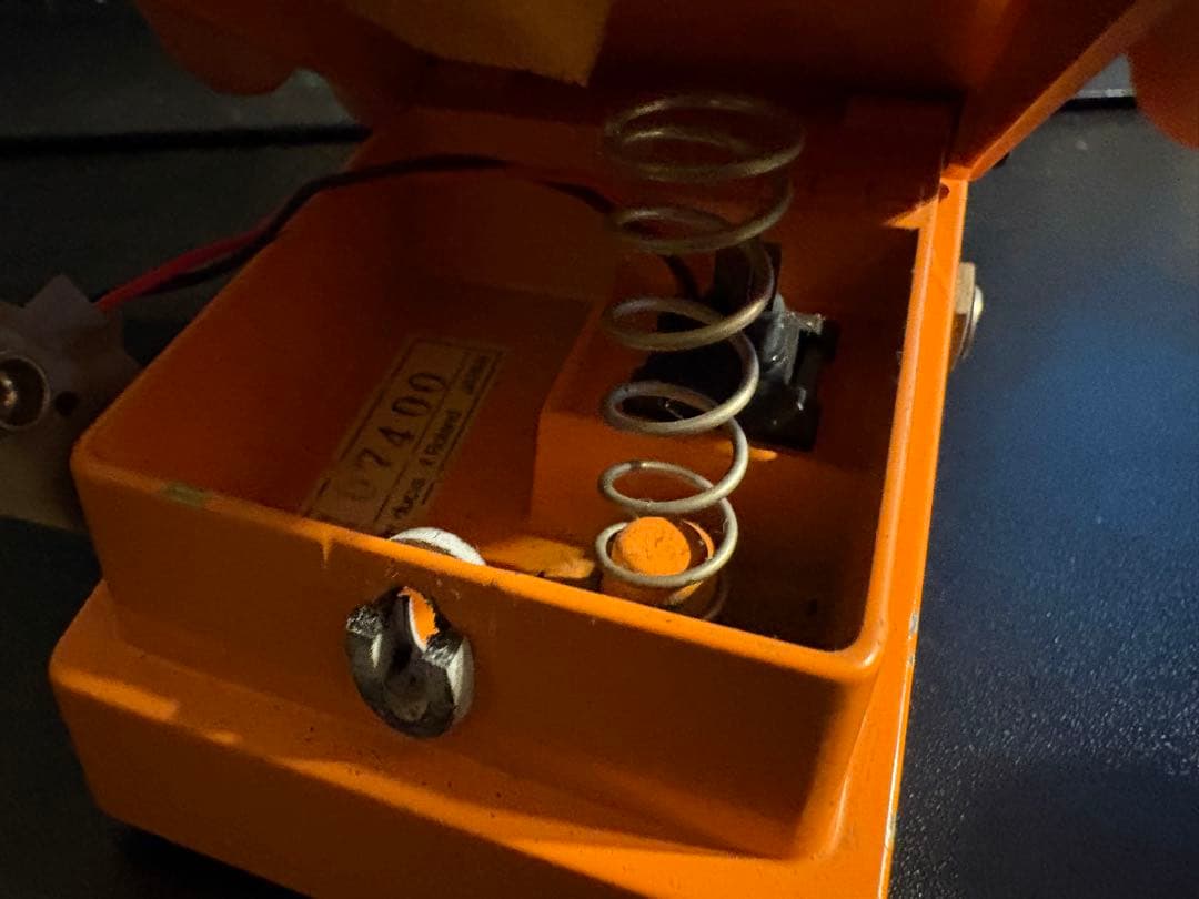 BOSS ディストーション　DS-1【日本製モデル】【黒ラベル】【ジャンク】