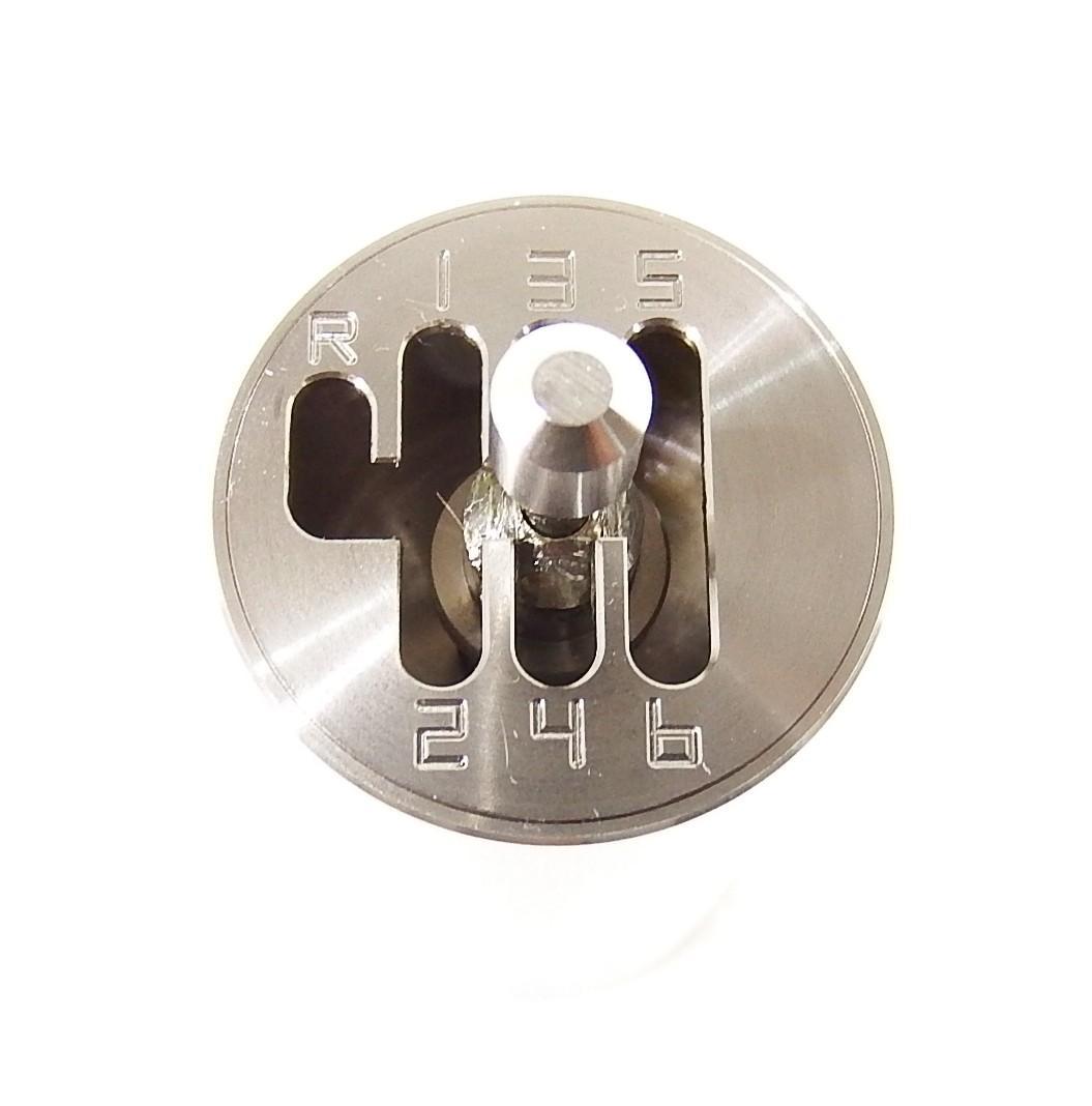 ウシレバー　6MT　左上R