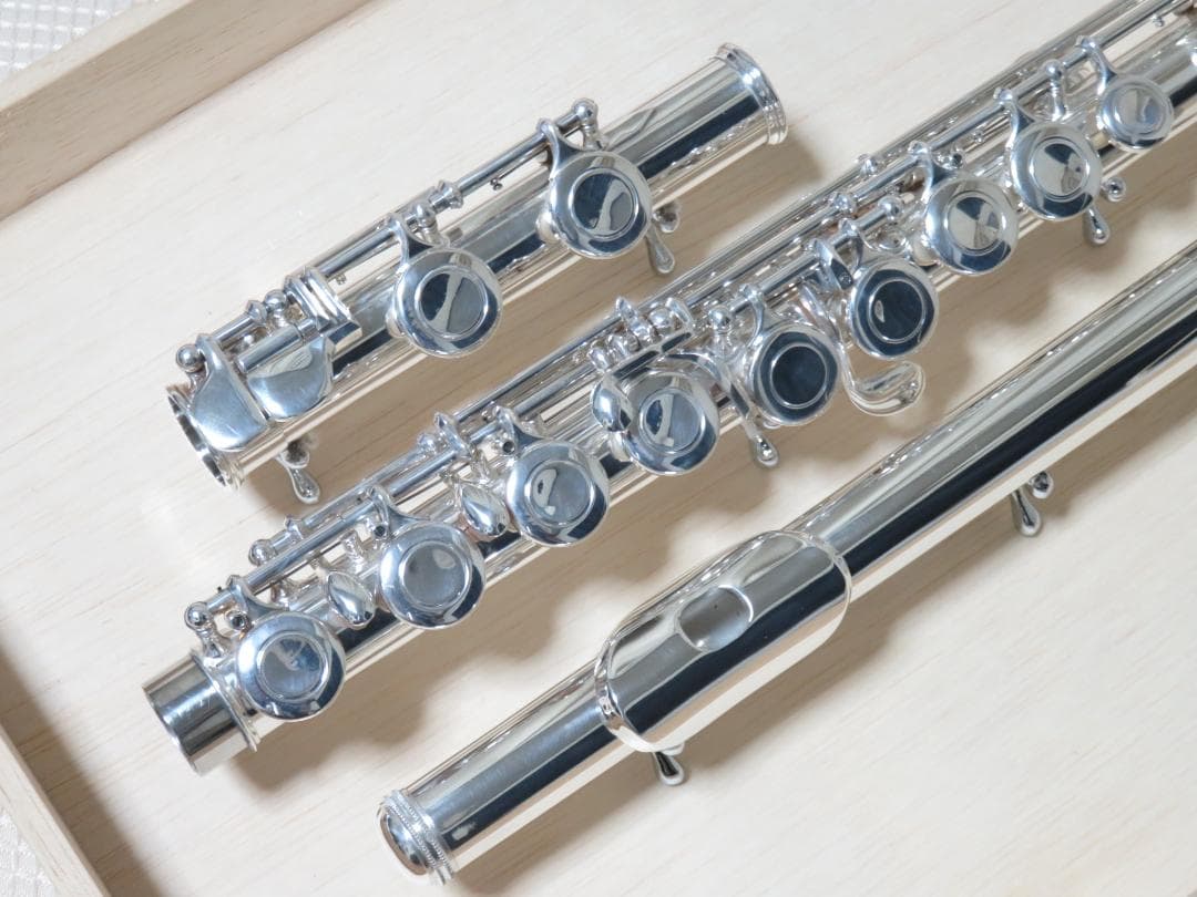 美品　メンテナンス済み　フルート　カワイ楽器（イワオ楽器製作所製造）リップ銀製