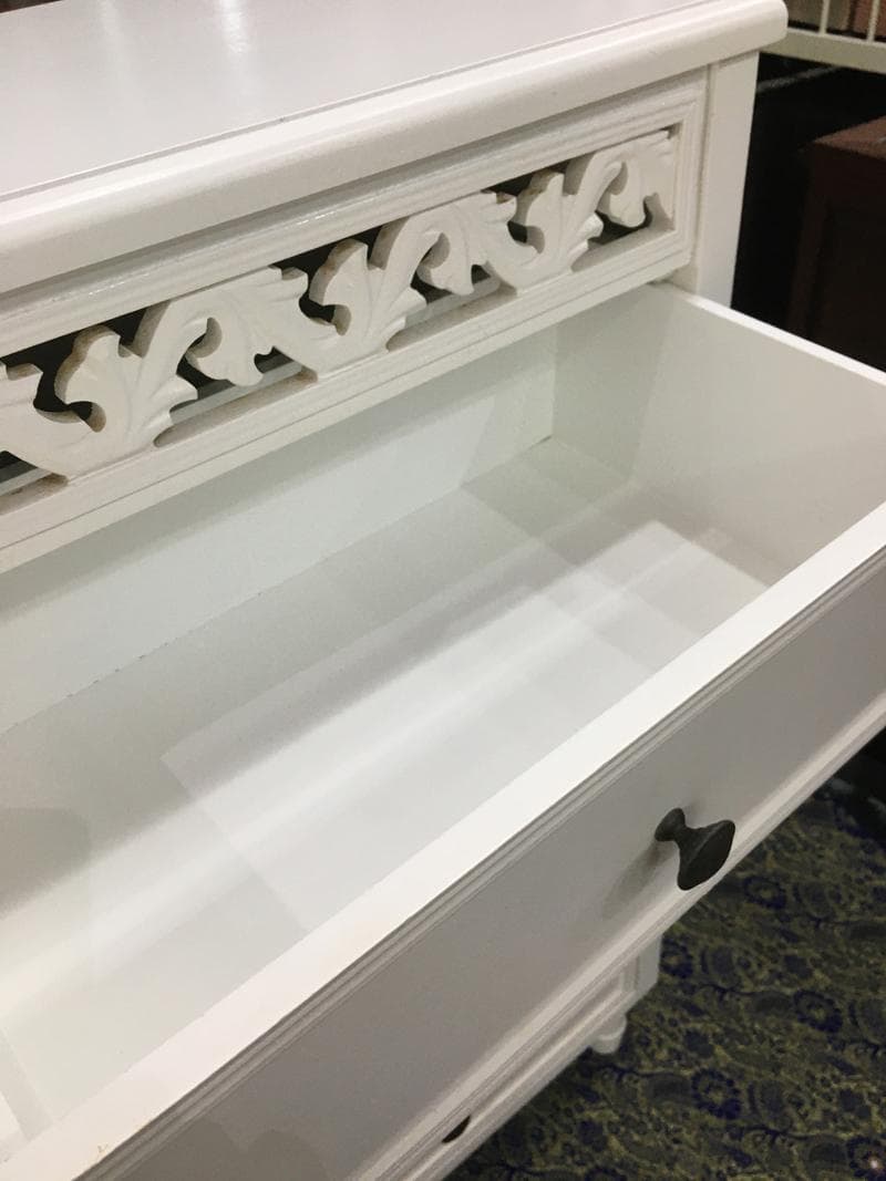 極美品！ 送料込！　 白家具　チェスト キャビネット　杉材　モデルルーム展示品！