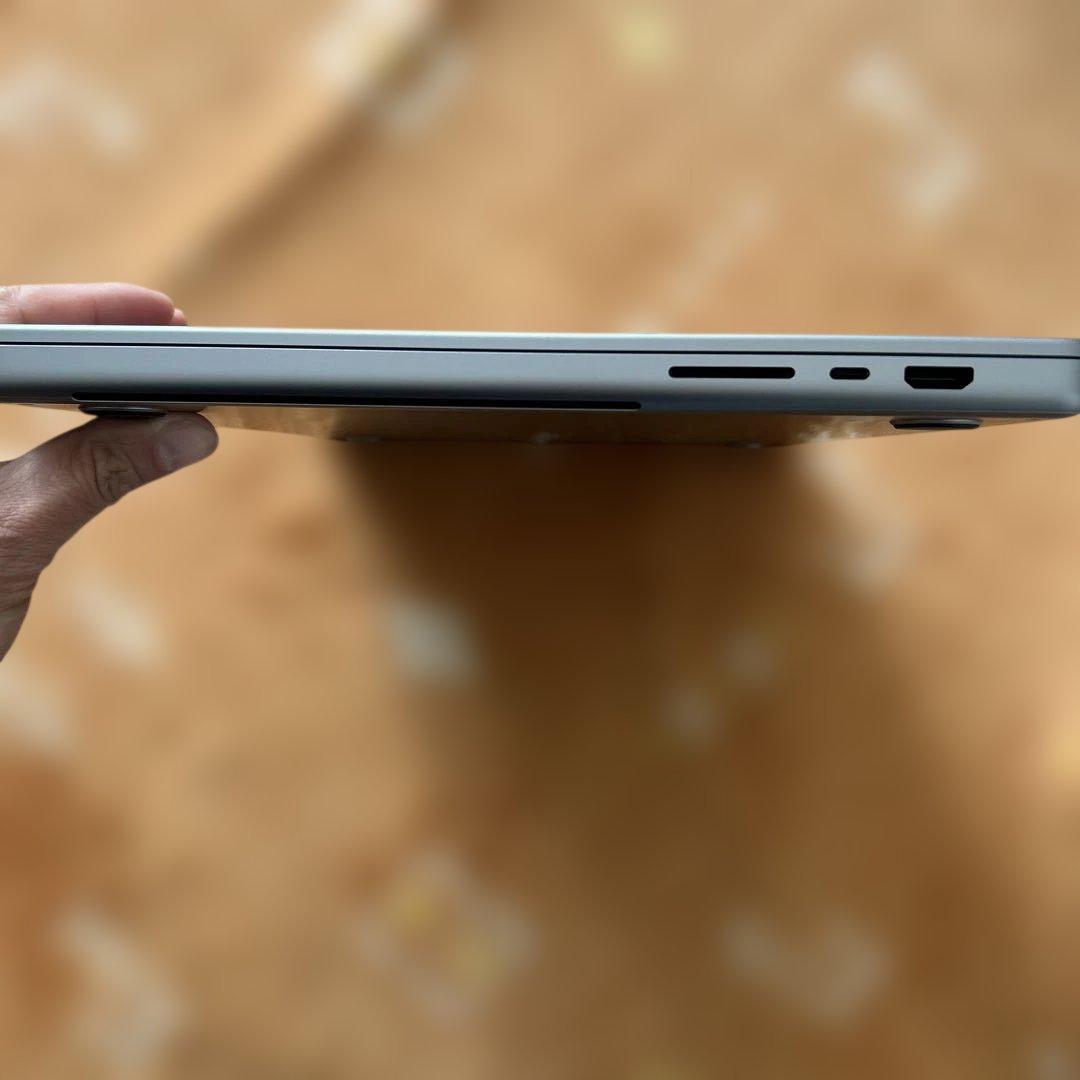 極美品MacBookPro 16インチ M1 32GB500GB 16core