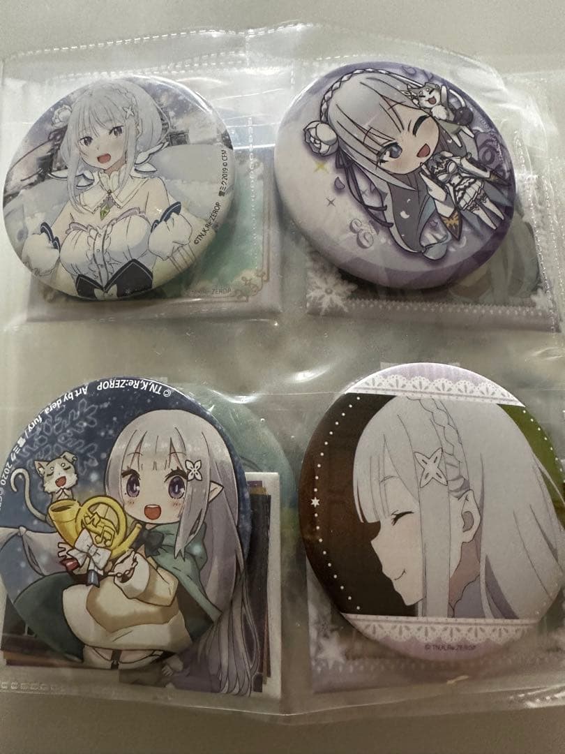 エミリア　缶バッジ79点