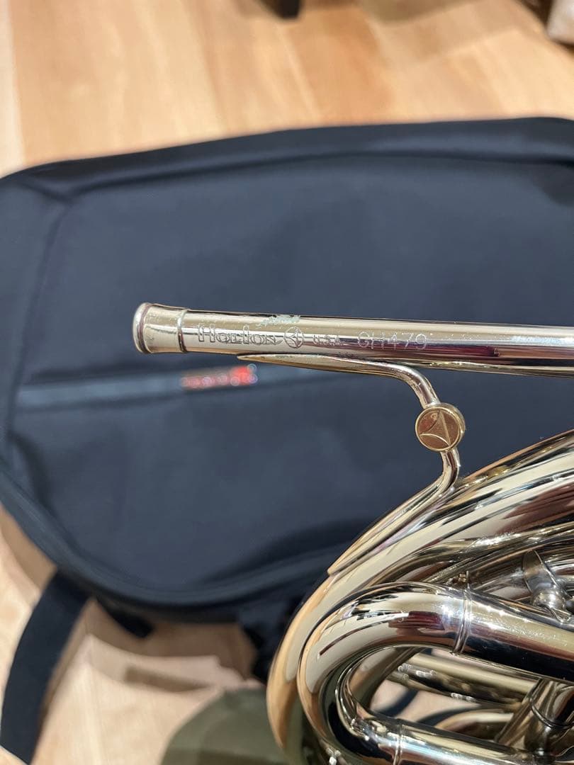 ホルトン フレンチホルン GH479 ケース付き