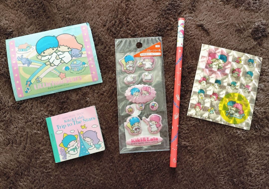 キキララ 90年代元祖？ぷくぷくシールと赤えんぴつセット