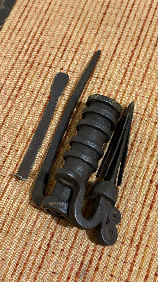 古民具　錠前　鍵　蔵戸　時代物 アンティーク　オブジェ