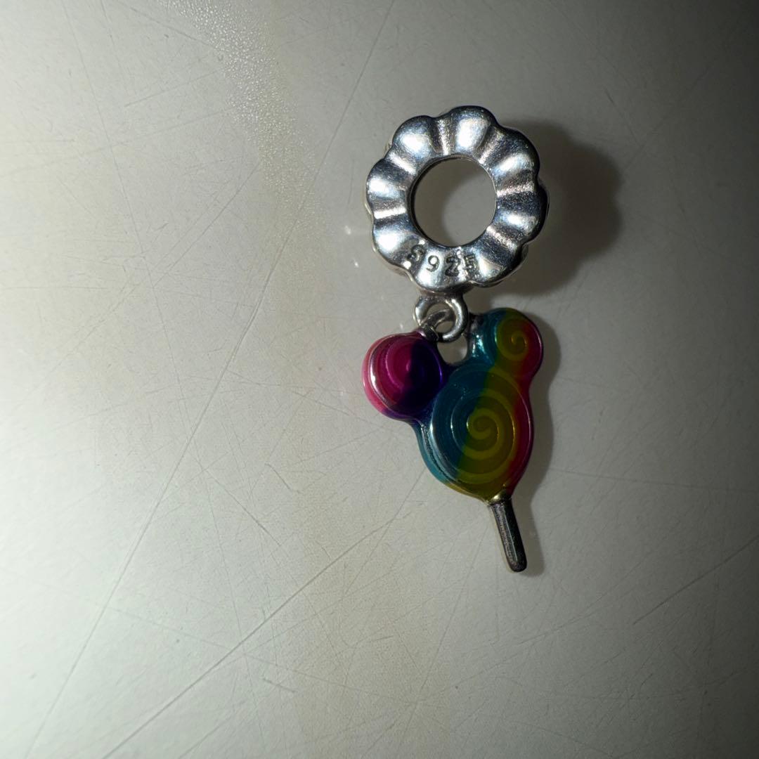 ディズニーモチーフ パンドラのような太いもののチャーム用 ひとつ1000円