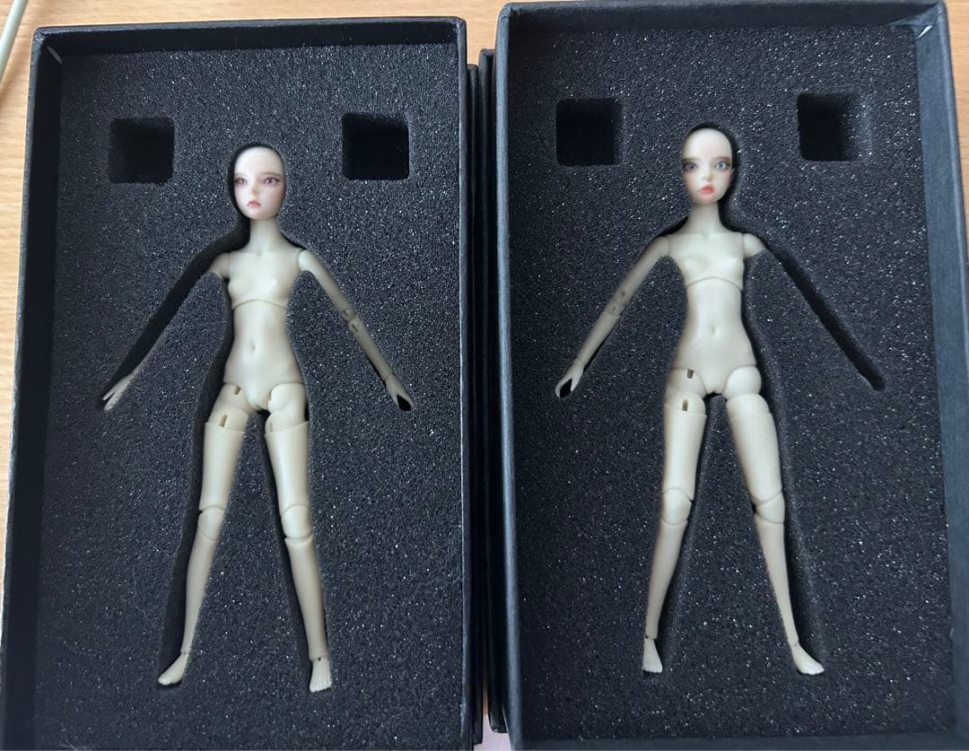 中国産　ミニbjdドール　少女12cm 2体