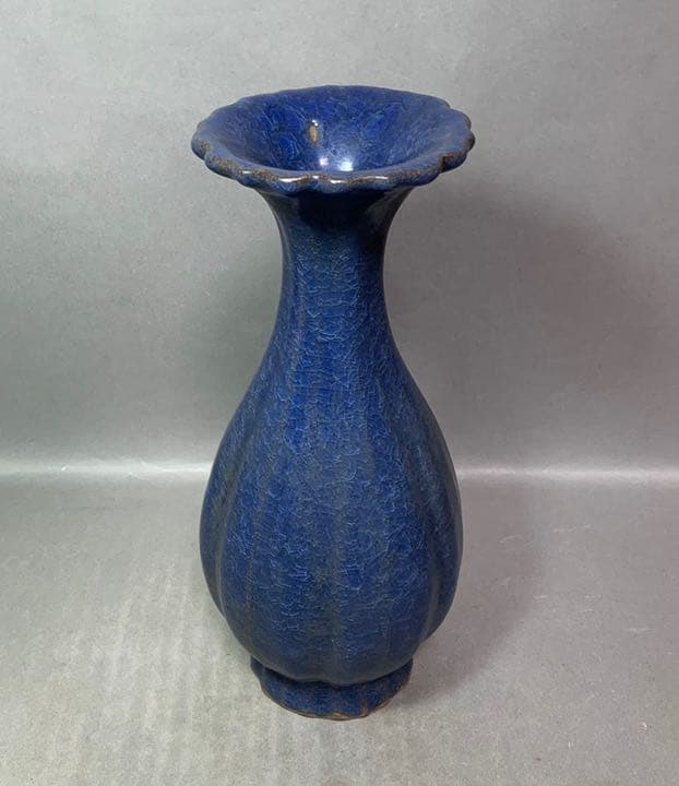 中国 青釉輪花口花入　u6210406