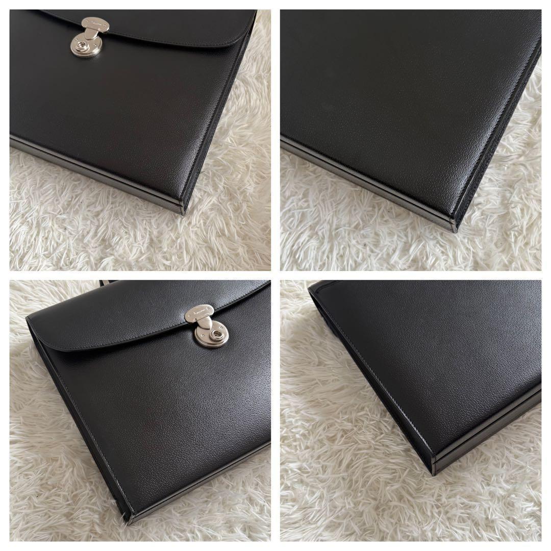 アクアスキュータム ブリーフケース ダレスバッグ 黒 レザー 鍵付き