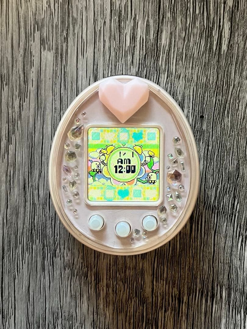 たまごっちピース　ピンク　ストラップ付き