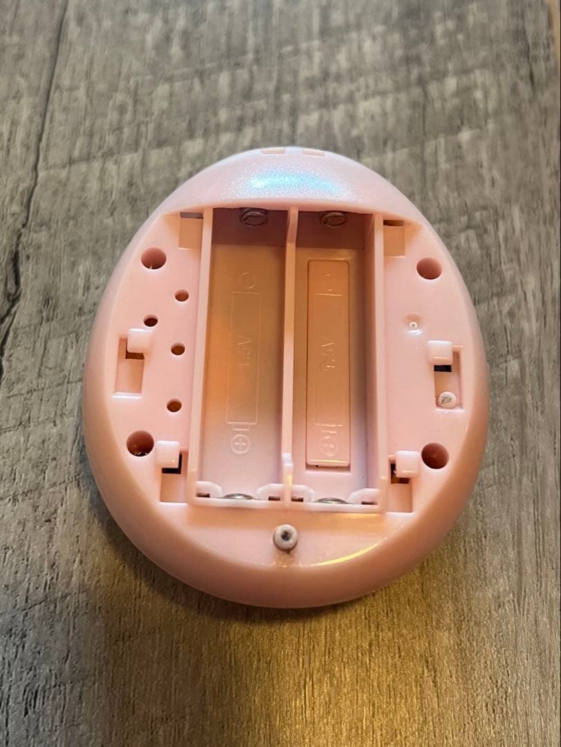 たまごっちピース　ピンク　ストラップ付き