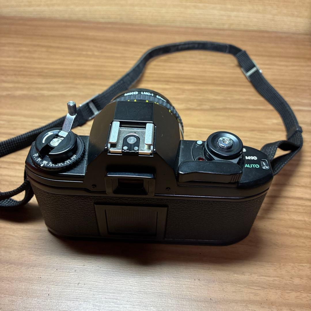 Nikon EM 一眼レフ　フィルムカメラ