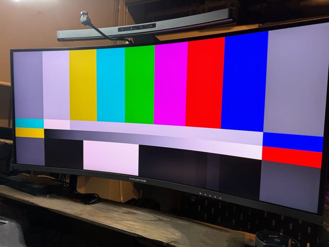 minifire ウルトラワイドモニター