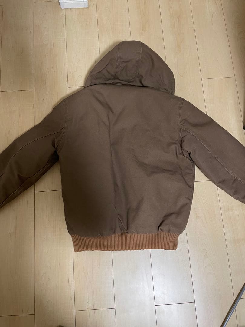Carhartt WIPフード付きブラウンジャケット　ＳサイズUSA規格