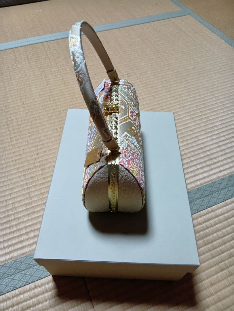 特選草履バックセット。正絹帯地。