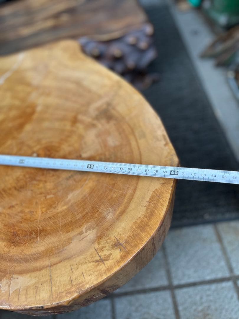 切り株座卓、木株座卓、ゴブのテーブル、鑑賞台、飾り台、タイヤ付き座卓