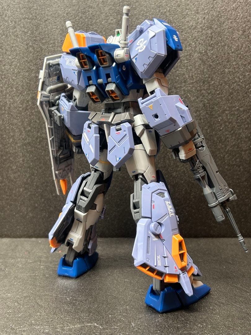 MG デュエルガンダム　アサルトシュラウド　完成品　ジャンク品