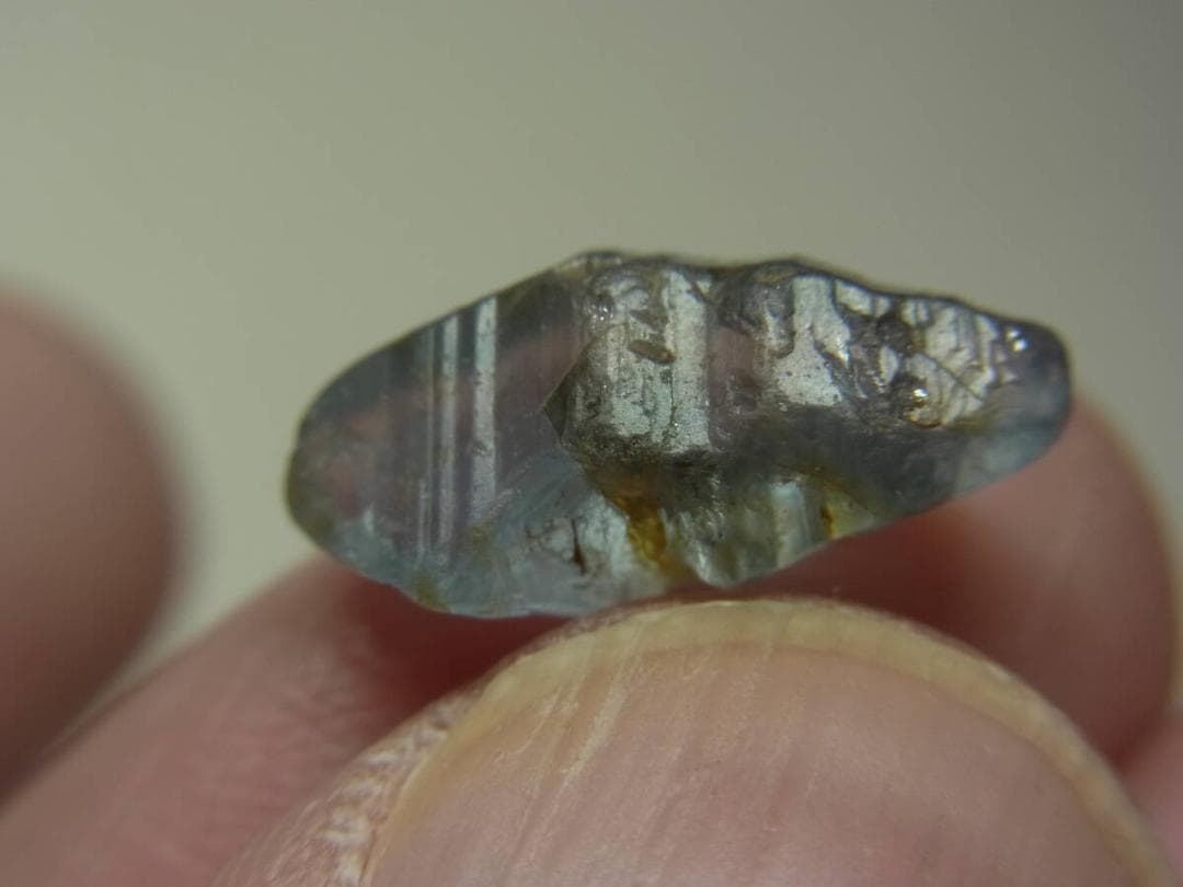 ハイグレード スリランカ ブルーサファイア結晶 ラトナプゥラ県ラトナプゥラ地区産