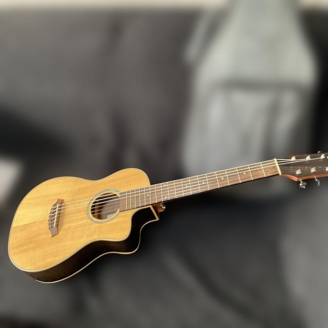 人気のコルドバギター(エレアコ　ミニ) レギュラーチューニング