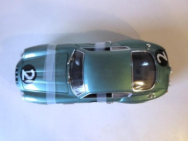 ロードシグニチャー (1/18) アストンマーチン DB4GT ザガート